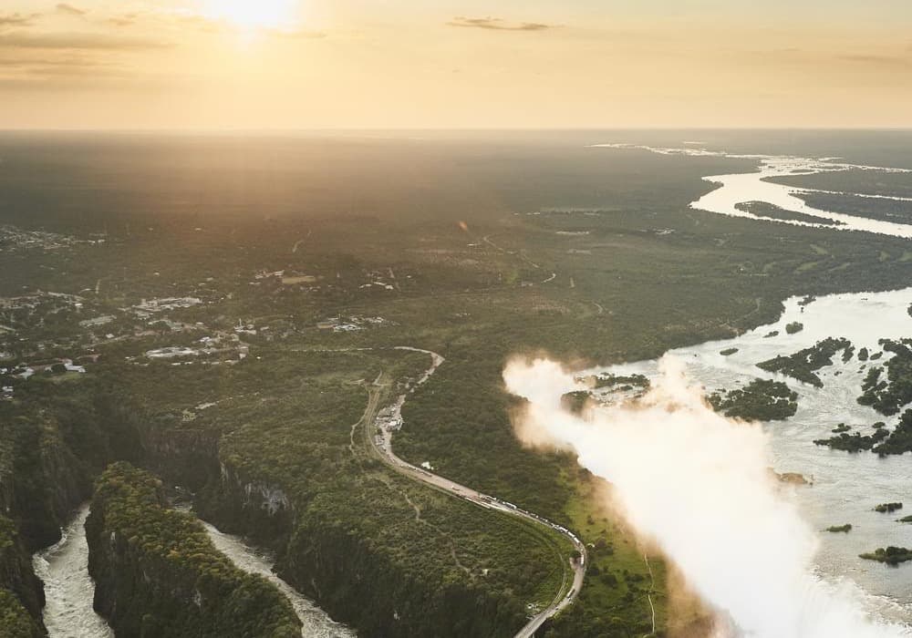 Cape Town, Safari & Victoria Falls — photograph 1
