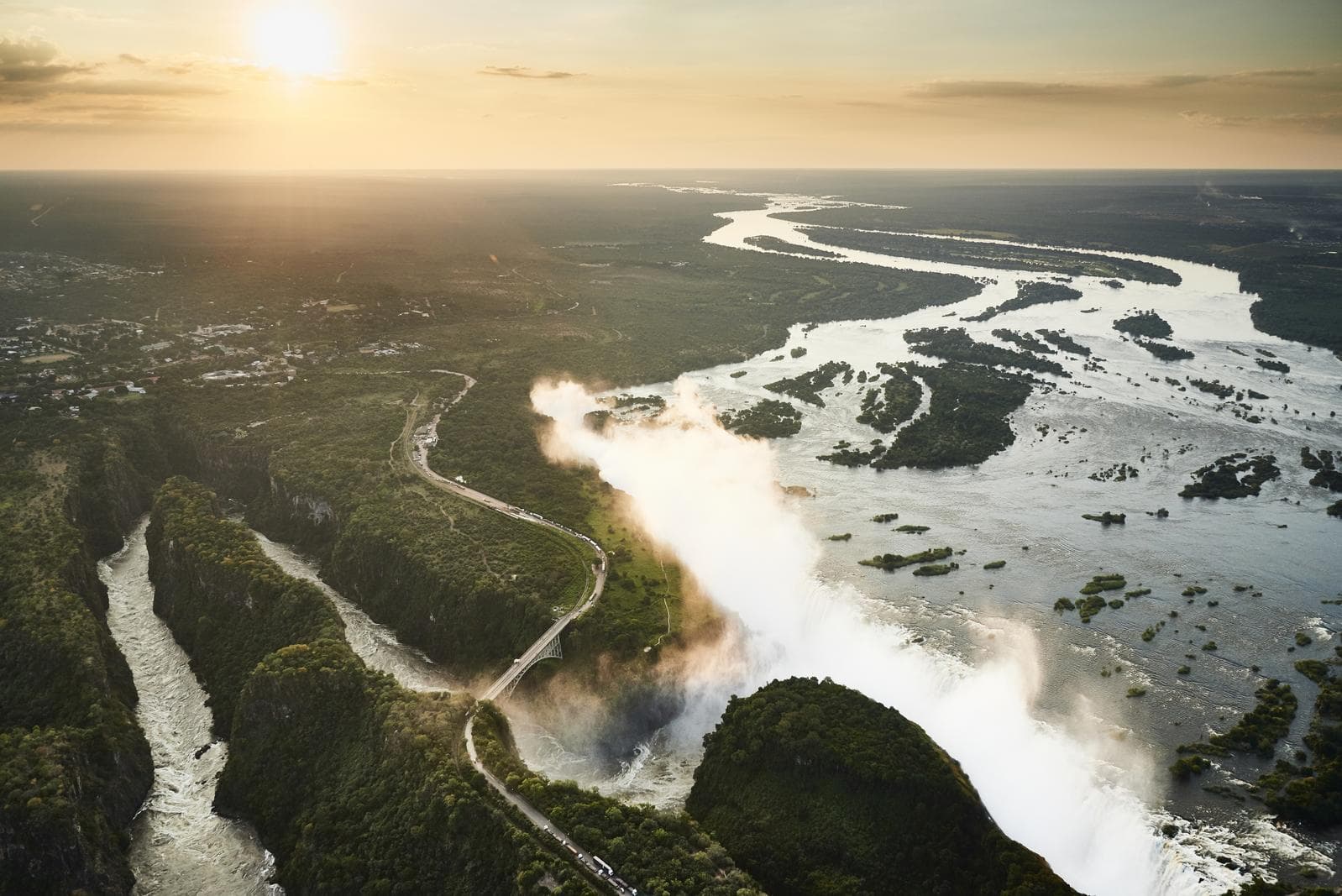 Cape Town, Safari & Victoria Falls — Cape Town · Sabi Sand · Victoria Falls